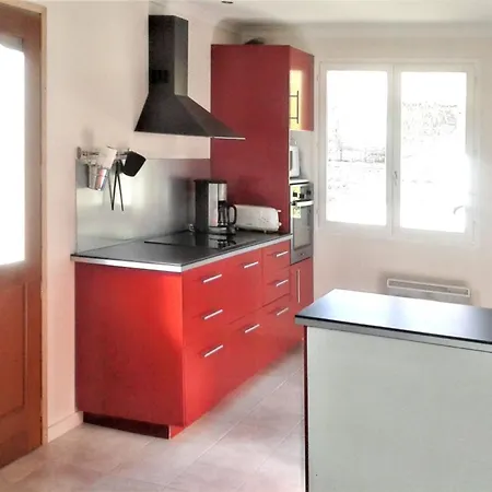 Maison Charmante Avec Piscine Privee A Orthoux-serignac-quilhan *