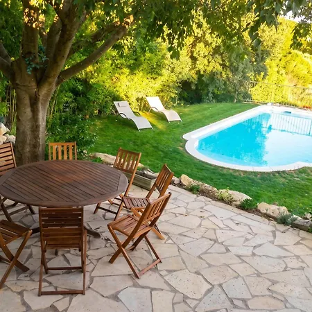 Vakantiehuis Maison Charmante Avec Piscine Privee A Orthoux-serignac-quilhan